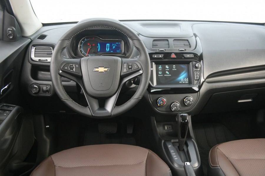 Chevrolet Cobalt 2020 интерьер