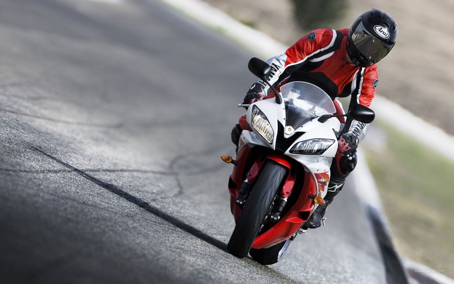 Yamaha r6 Вилли