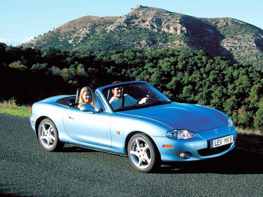 Mazda mx5 2 поколение