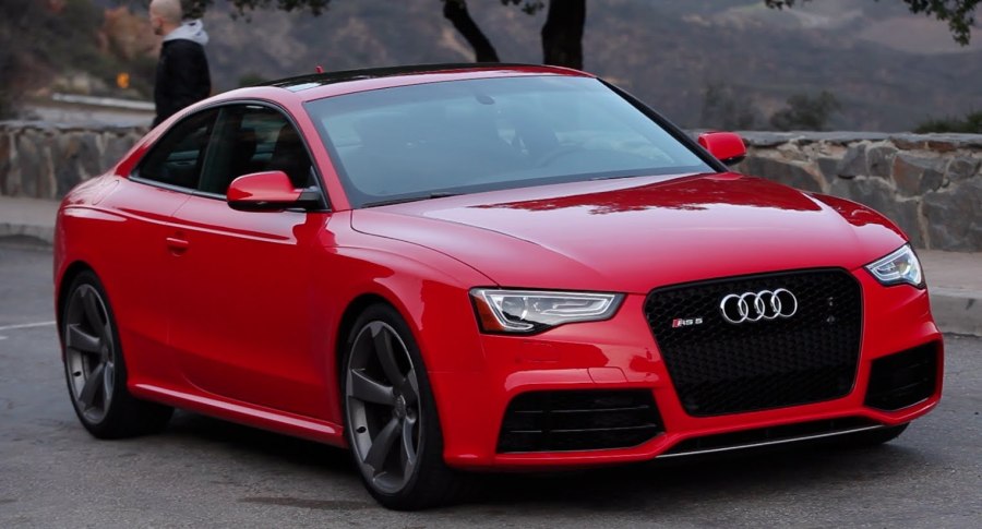 Audi rs5 v8