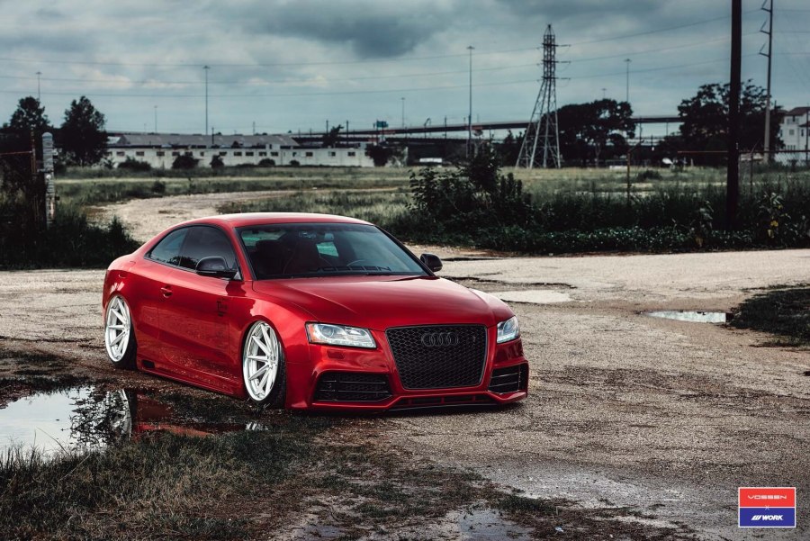 Ауди s5 красная