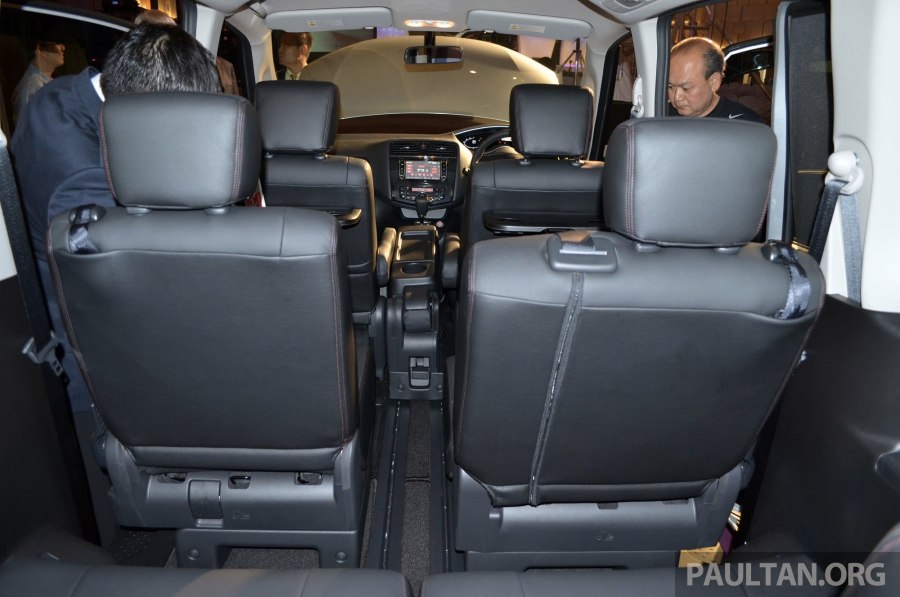 Nissan Serena 2015 салон
