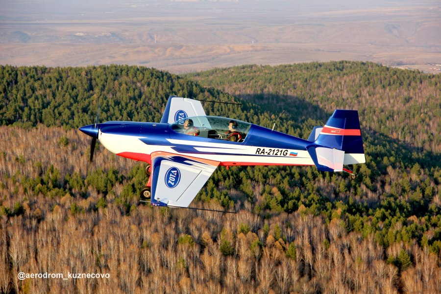 Самолет АИ-10 Икар