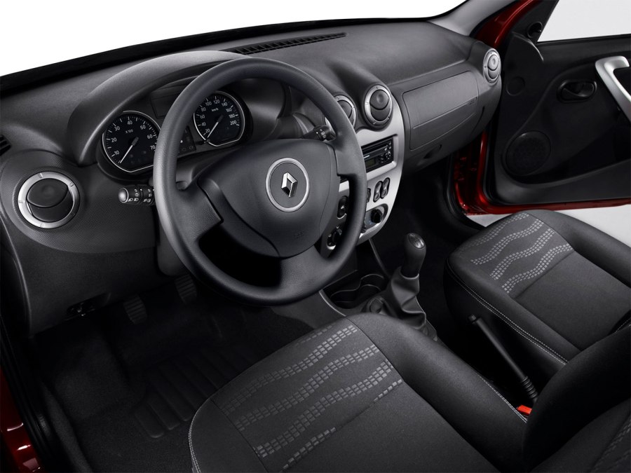 Renault Sandero 2011 салон