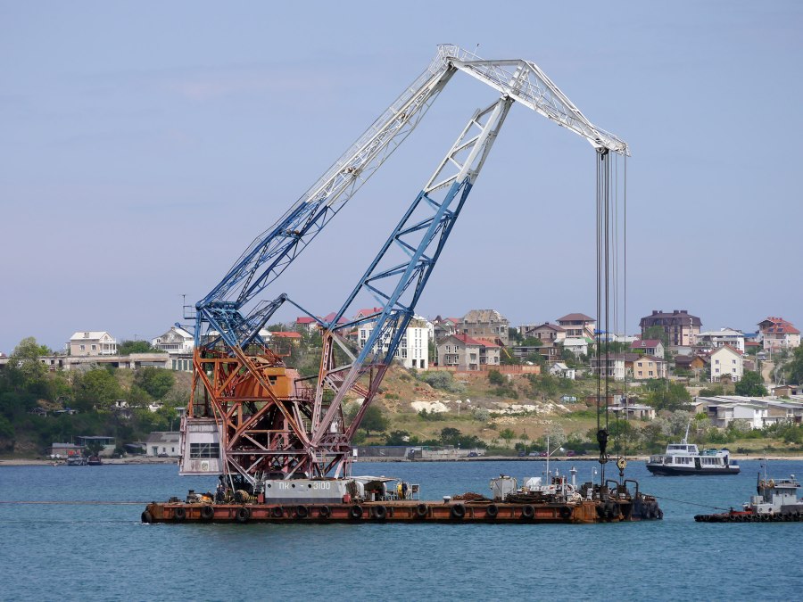 Плавучий кран Юрий Кондрашов