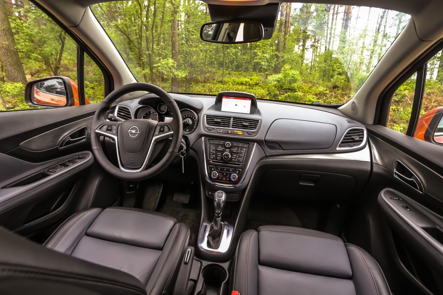 Opel Mokka 2012 салон