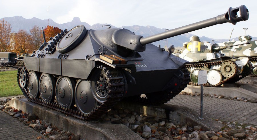 Hetzer самоходная Артиллерийская