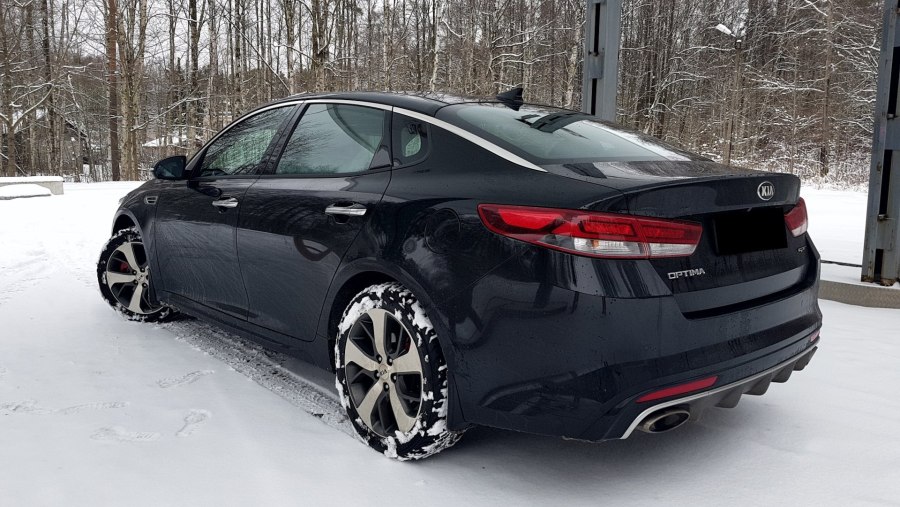 Kia Optima gt черная