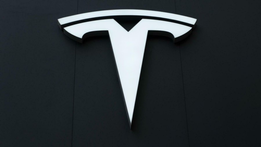 Tesla Motors значок