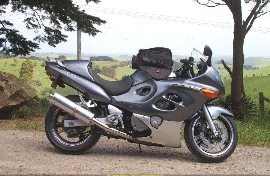 Suzuki gsx750f Katana