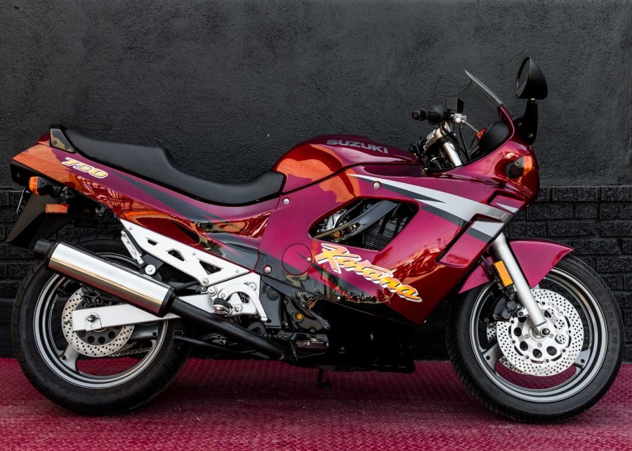 Suzuki gsx750f Katana