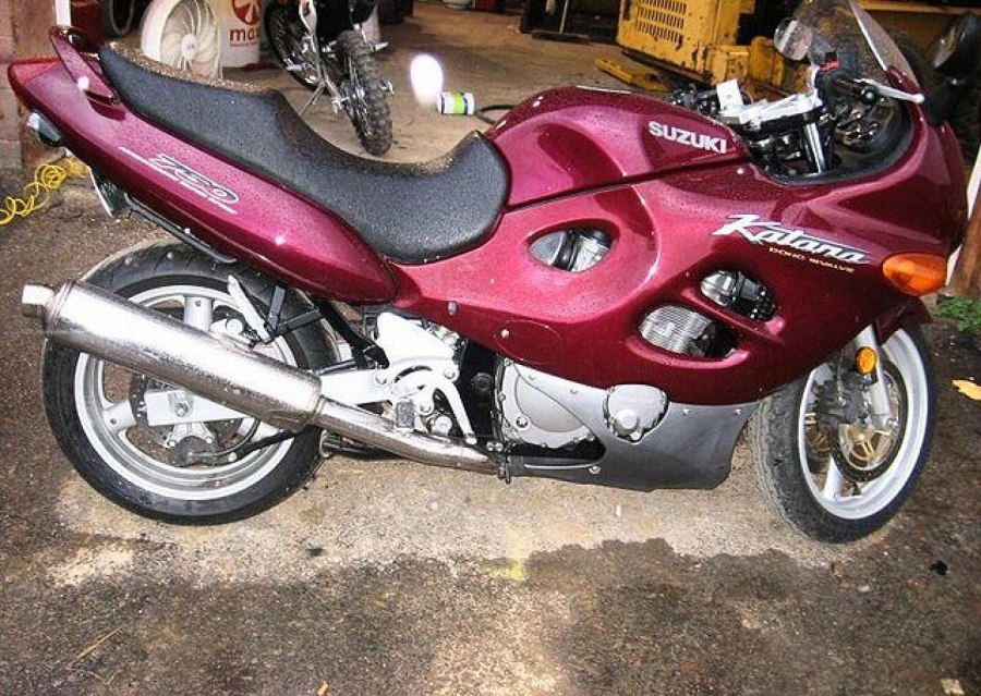 Suzuki GSX 750 Katana 1998