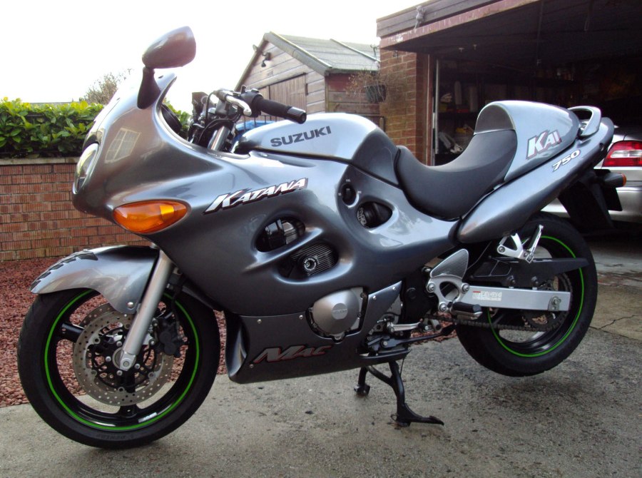 Suzuki Katana 750