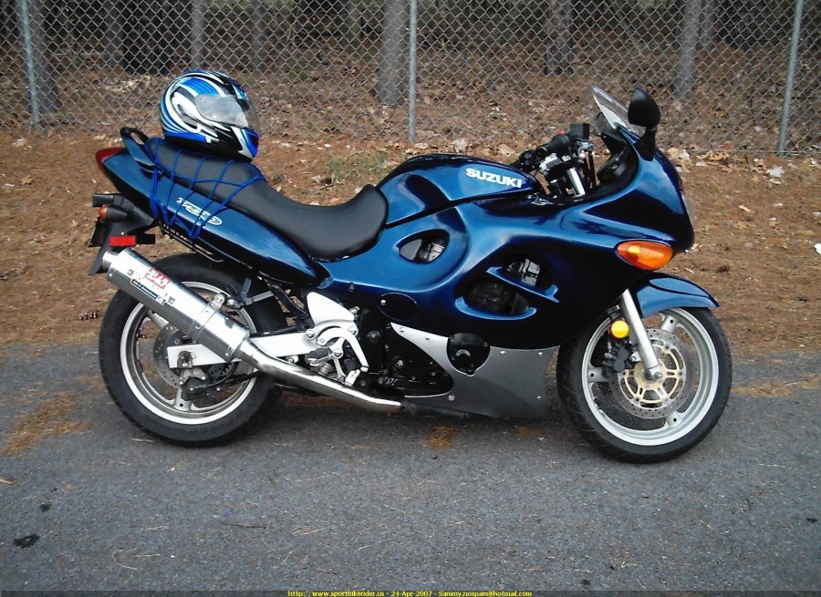 Suzuki GSX s750