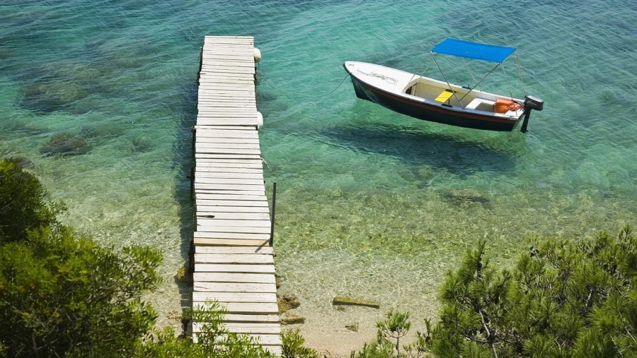 Прозрачная вода море