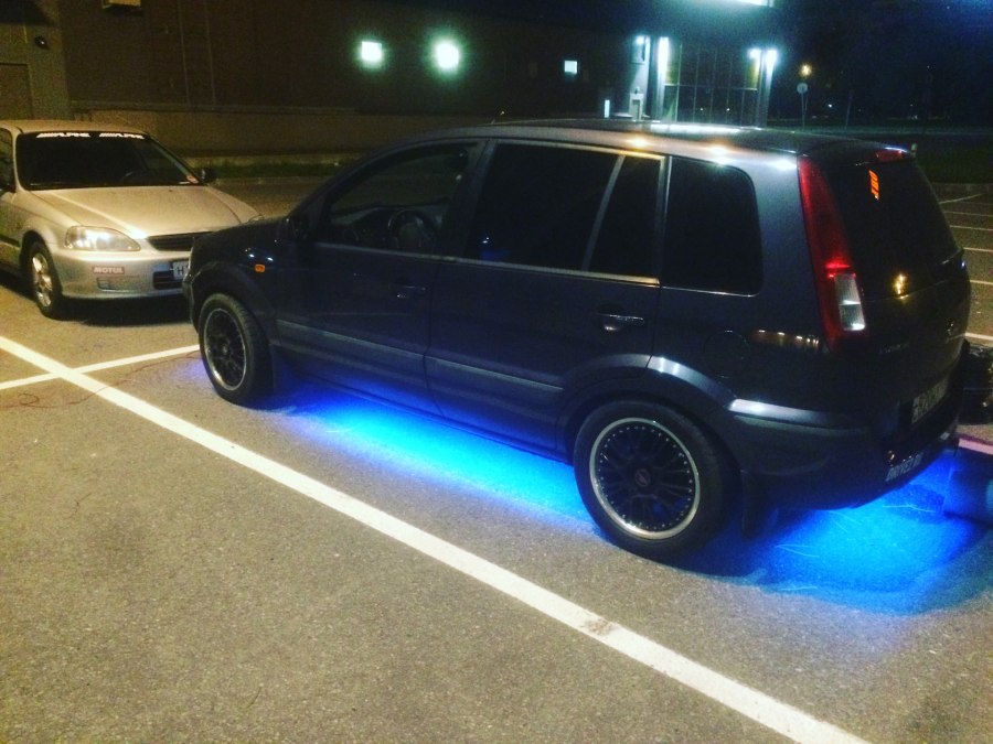 Ford Fusion JDM