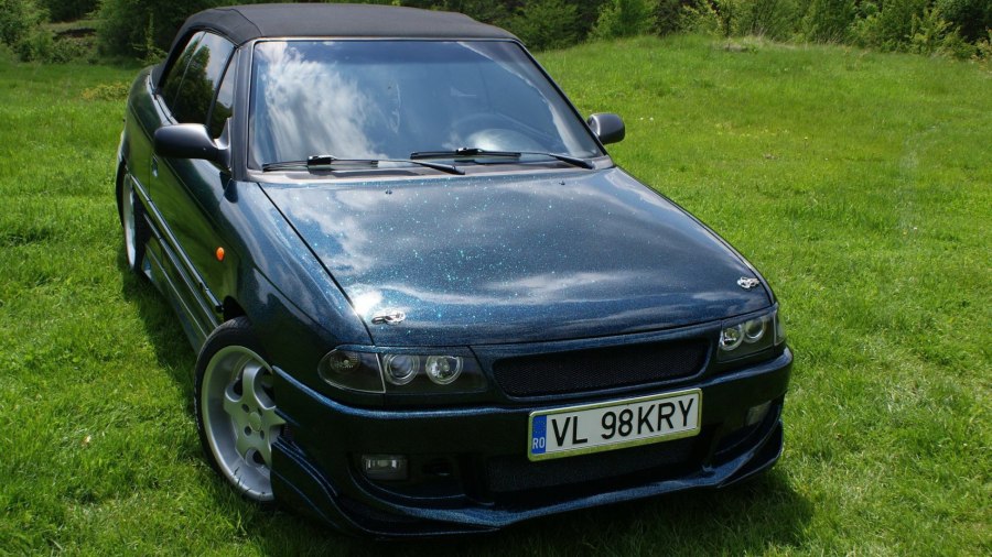 Opel Astra f Black