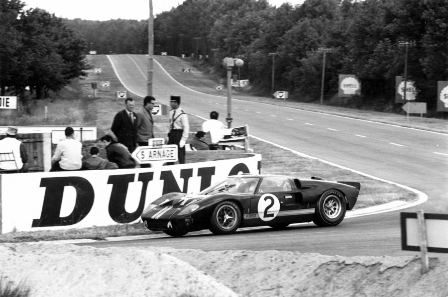Ford gt le mans 1966