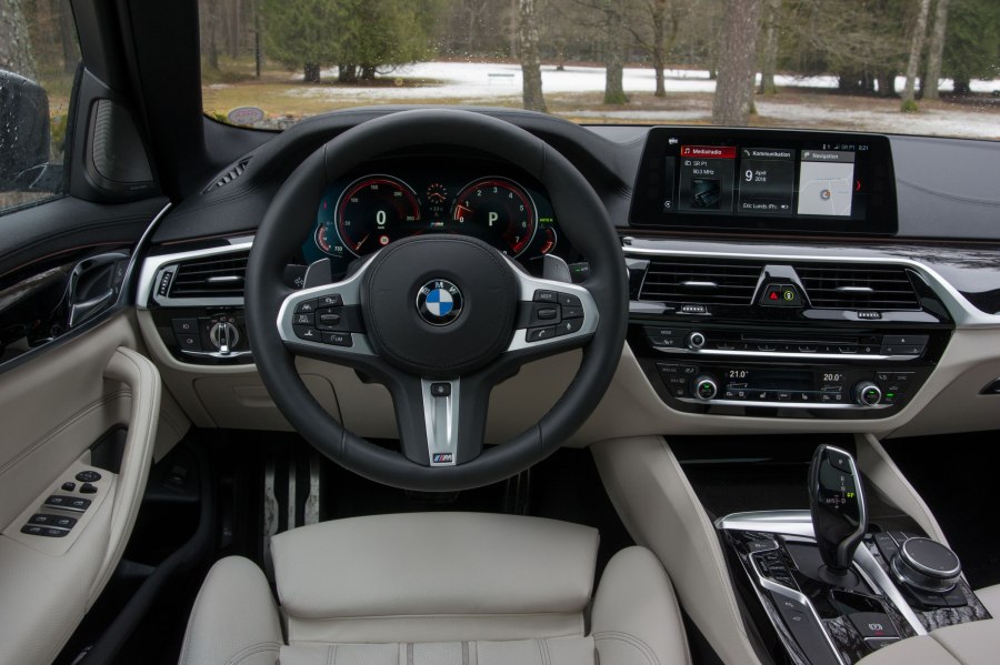 BMW 530 g30 салон