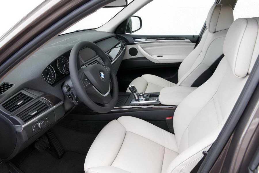 BMW x5 e70 белый салон