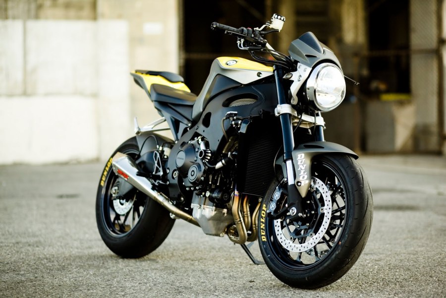 Honda CB стритфайтер