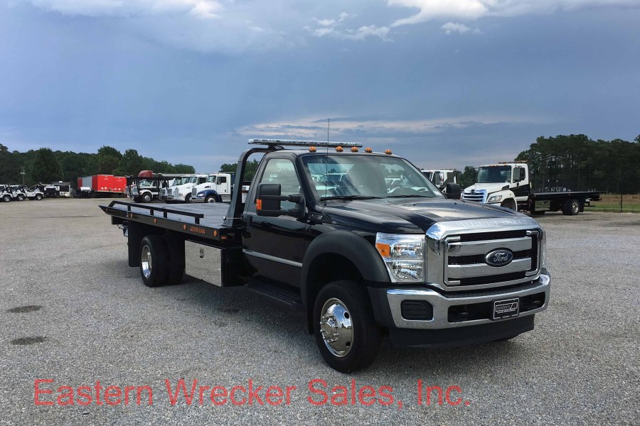Ford 650 Tow Truck
