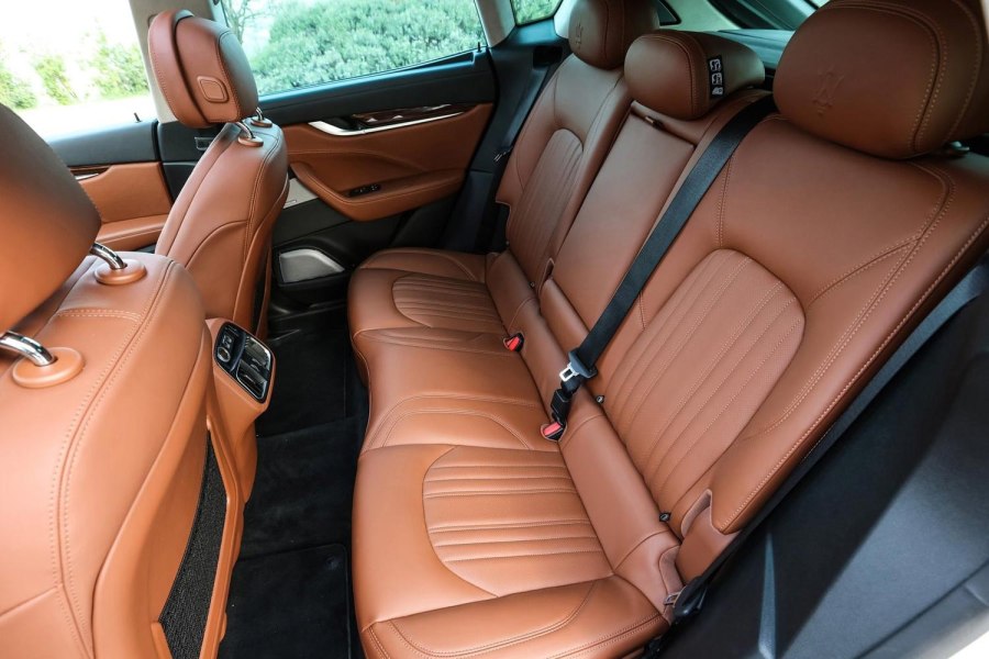 Maserati Levante салон