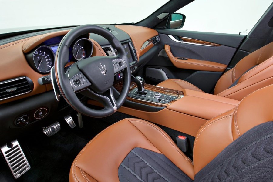 Maserati Levante 2017 салон