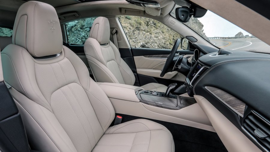 Maserati Levante GTS 2021 Interior