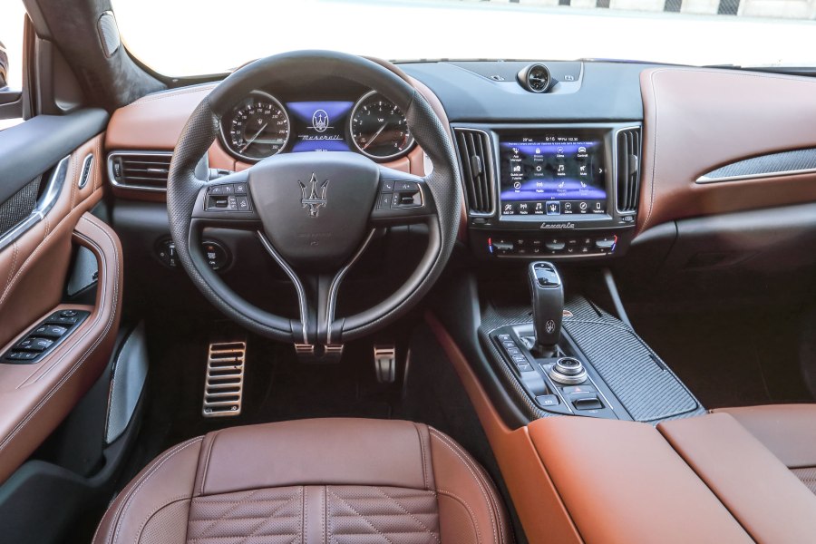 Maserati Levante салон