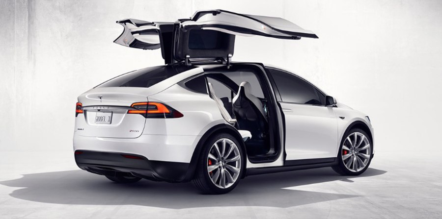 Тесла model x 2020