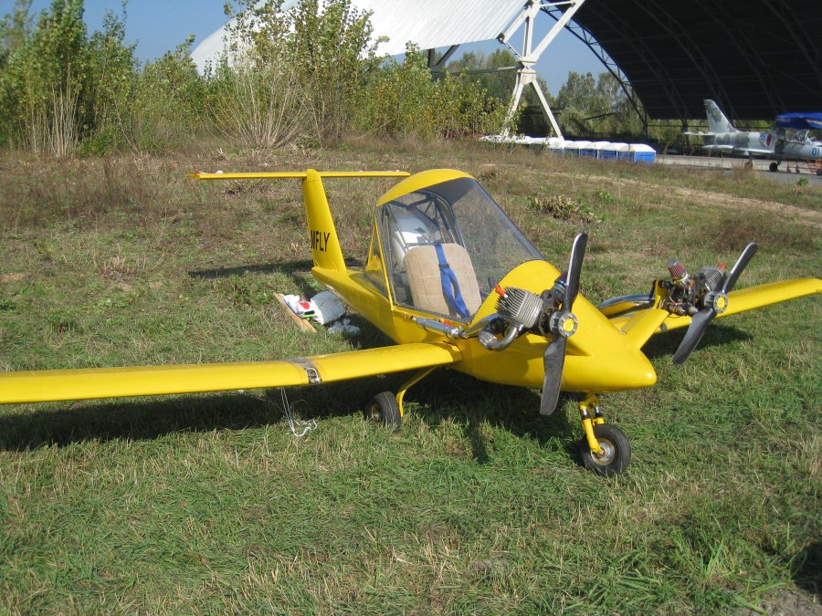 Самолет Stratos Ultralight