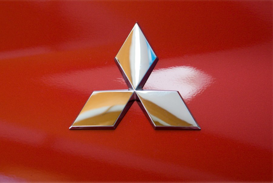 Mitsubishi Motors автомобили Mitsubishi