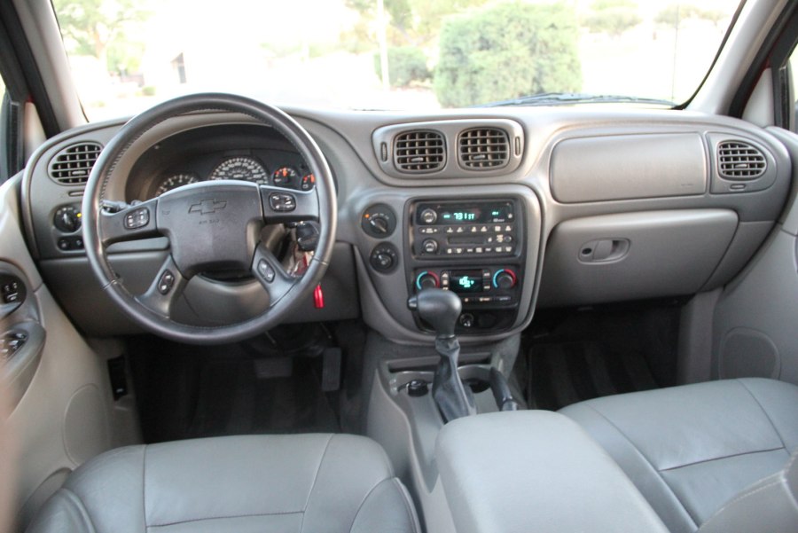 Chevrolet trailblazer 2003 салон