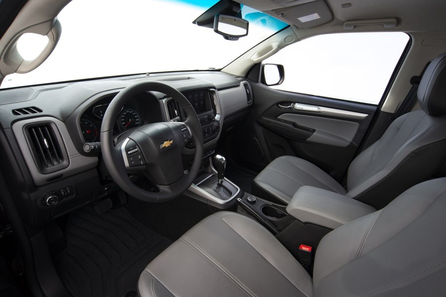 Chevrolet trailblazer 2021 салон