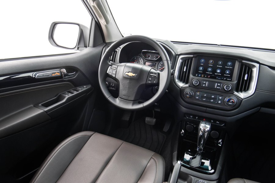 Chevrolet trailblazer 2020 салон