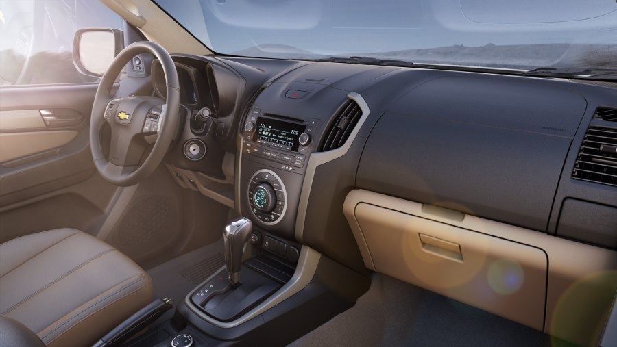 Chevrolet trailblazer салон