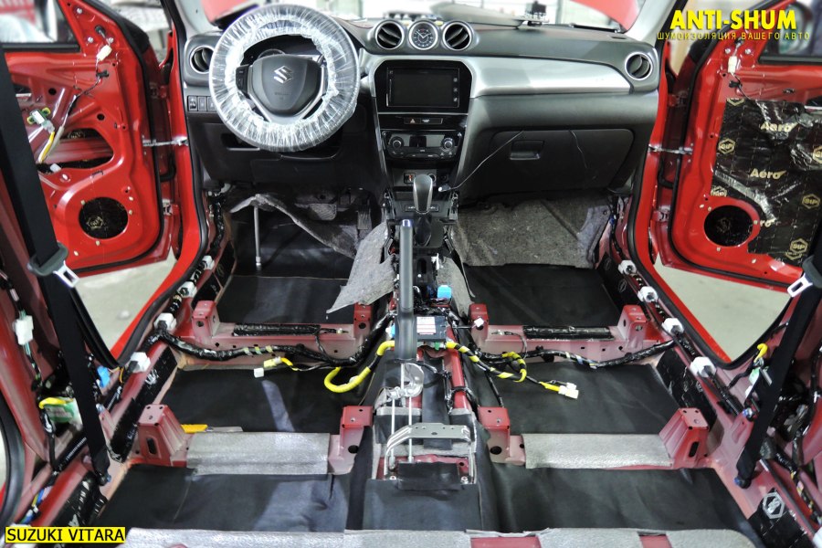 Suzuki Grand Vitara снизу