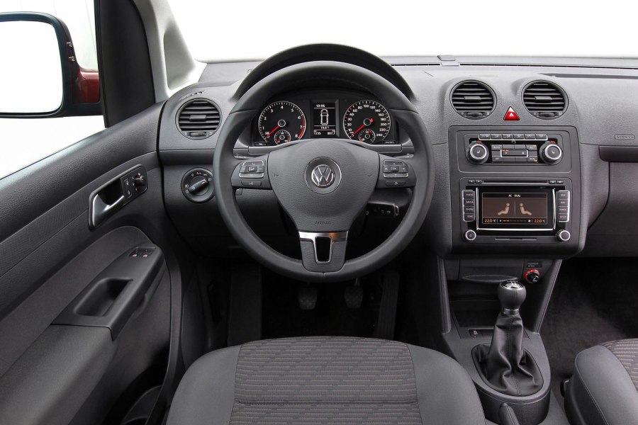 Volkswagen Caddy 2015 Maxi салон