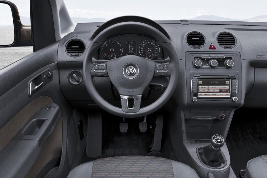 Volkswagen Caddy 2015 Maxi салон