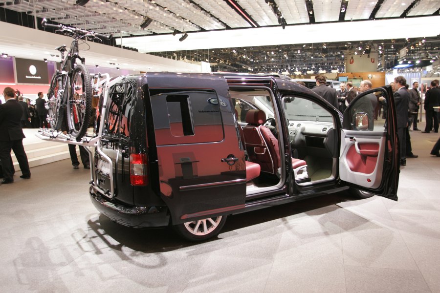 Volkswagen Caddy ДЛТ
