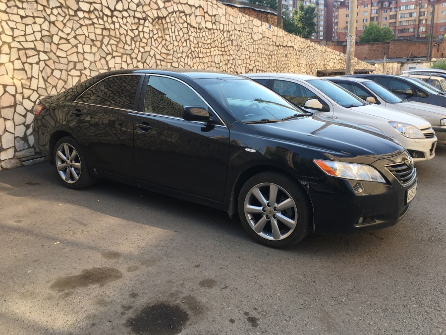 Toyota Camry 40 на дисках