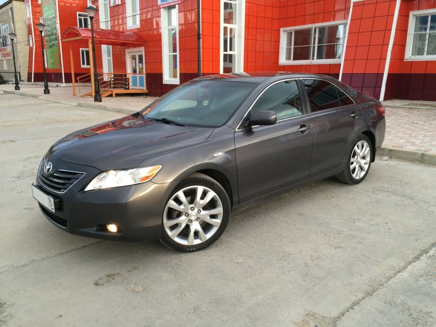 Toyota Camry xv40 r19