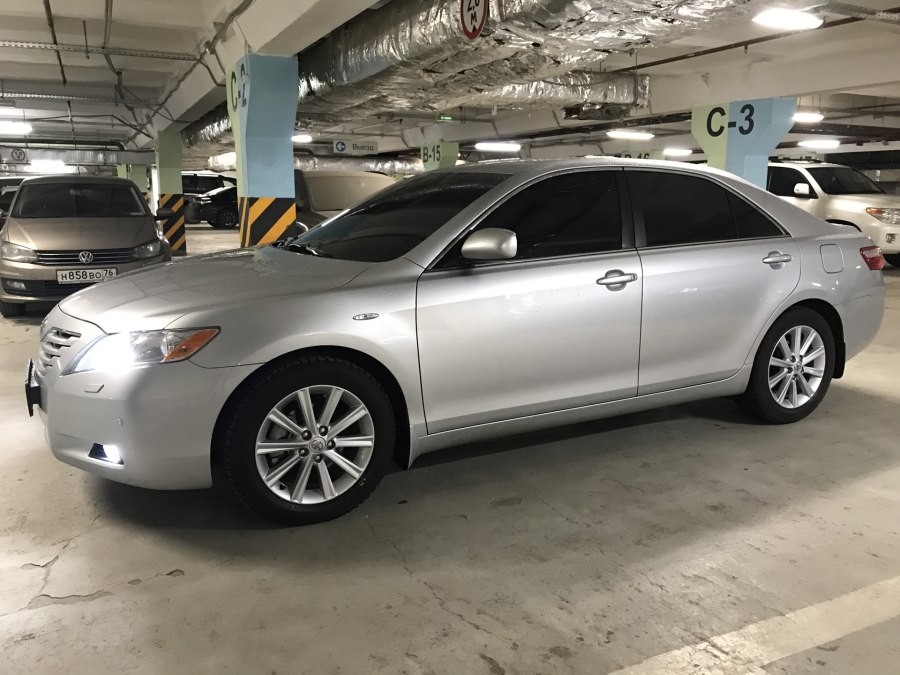 Toyota Camry xv40 r17