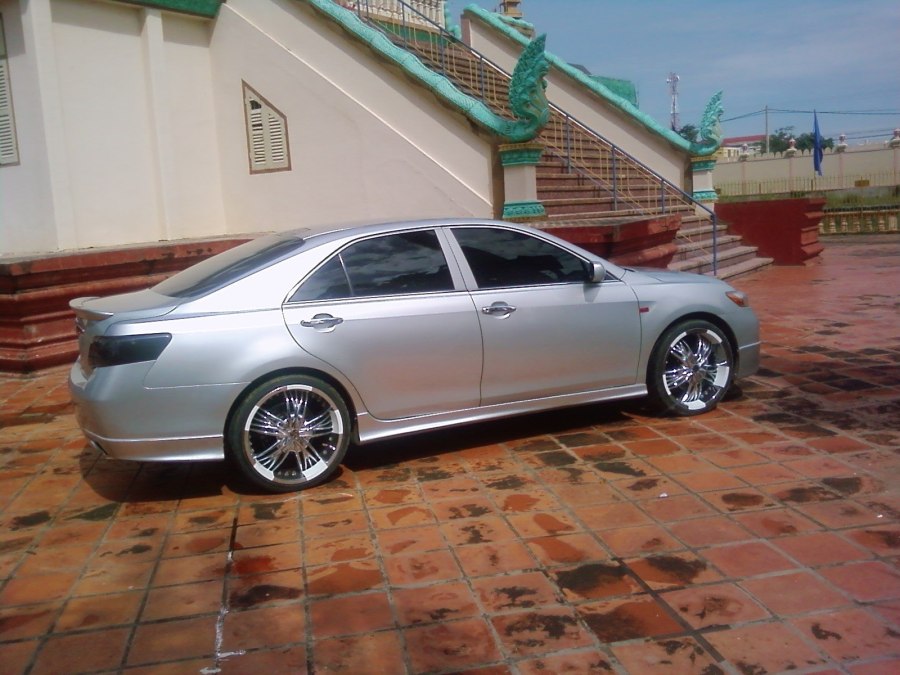 Toyota Camry, 2007 на 19 дисках