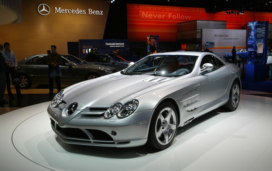 1998 Mercedes-Benz AMG CLK GTR