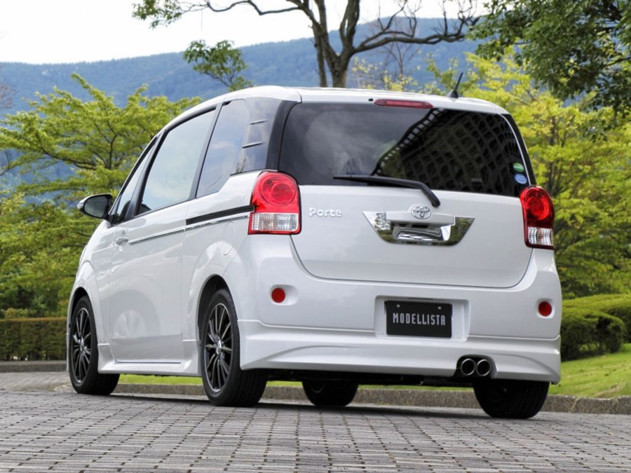 Toyota porte 2013
