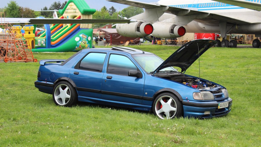 Ford Sierra Cosworth 4 Door