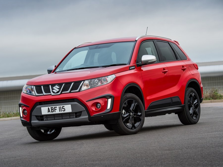 Suzuki Vitara 2015 красный
