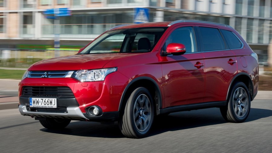 Mitsubishi Outlander 3
